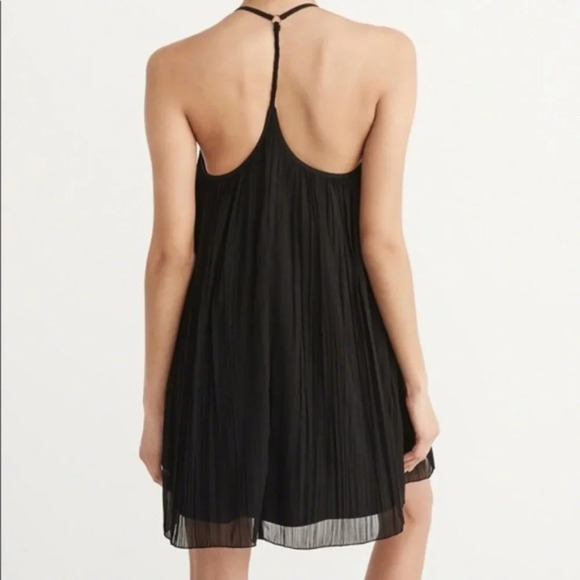 Abercrombie  & Fitch Pleated Chiffon T Strap Back Mini Dress Black Size XS - Picture 3 of 8